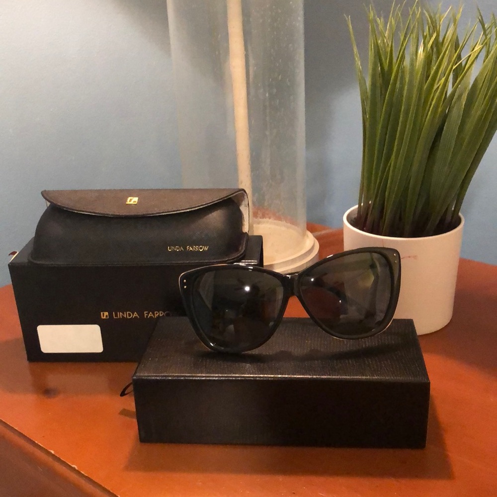 Authentic Linda Farrow Sunglasses 🕶